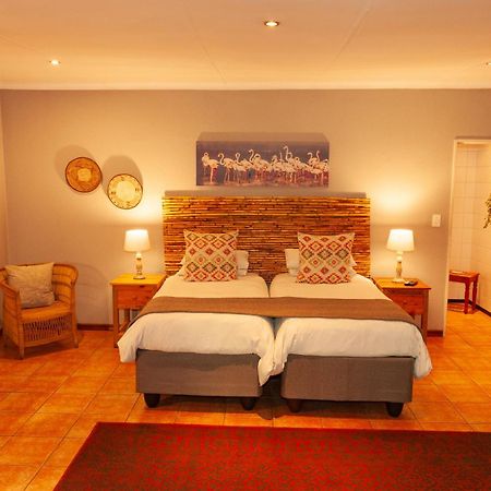 Safari Club Guest Lodge Or Tambo International Airport Kempton Park Luaran gambar