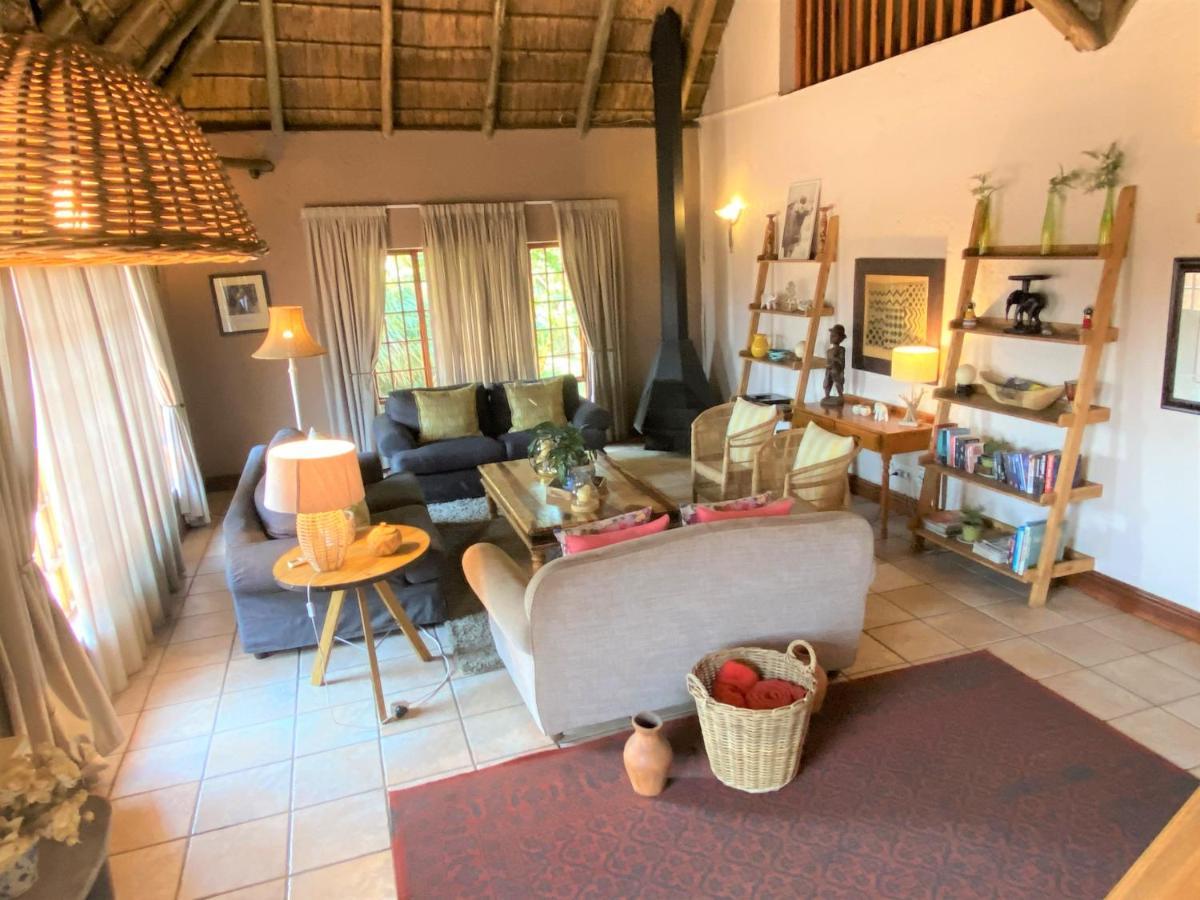 Safari Club Guest Lodge Or Tambo International Airport Kempton Park Luaran gambar