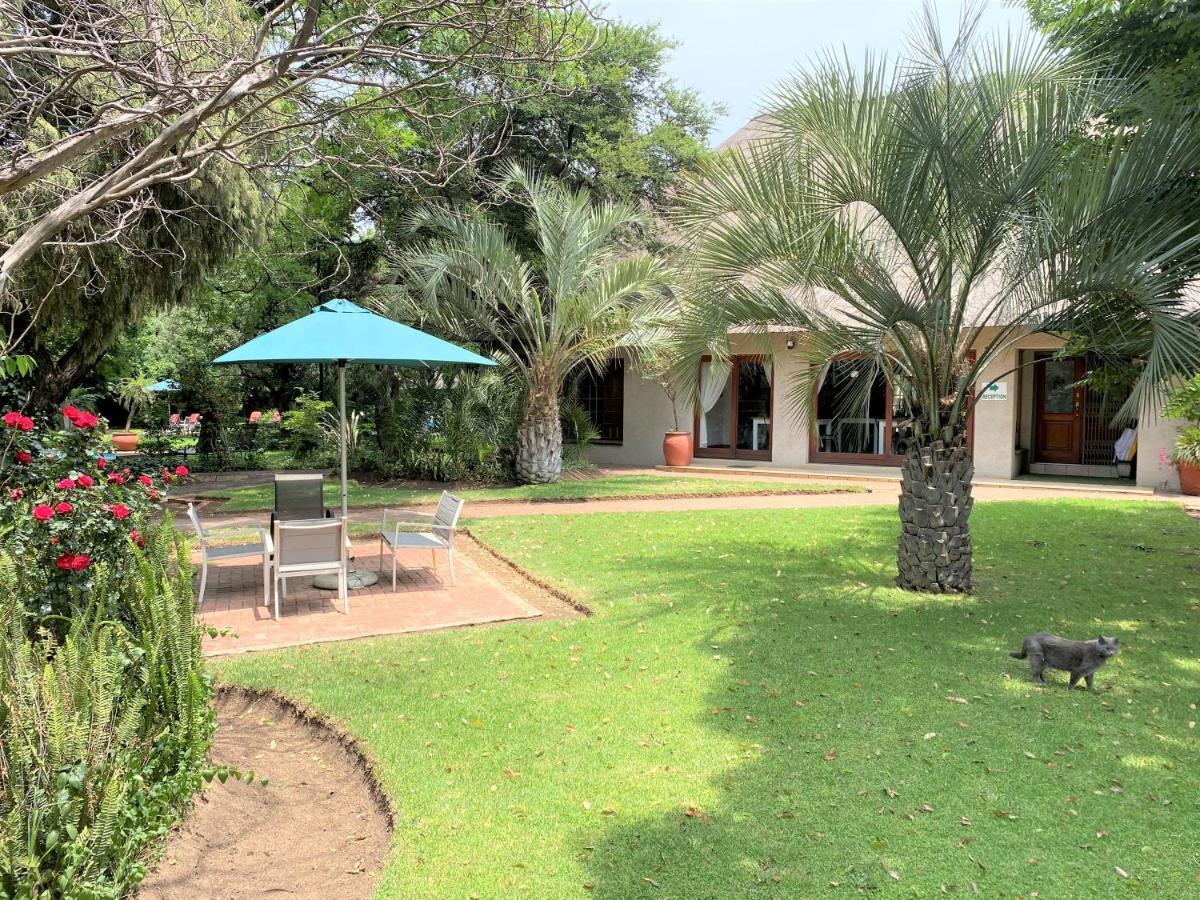 Safari Club Guest Lodge Or Tambo International Airport Kempton Park Luaran gambar