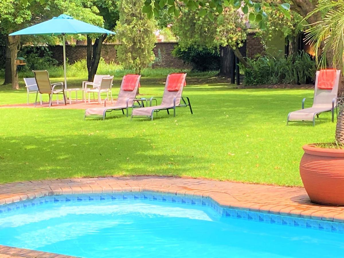 Safari Club Guest Lodge Or Tambo International Airport Kempton Park Luaran gambar