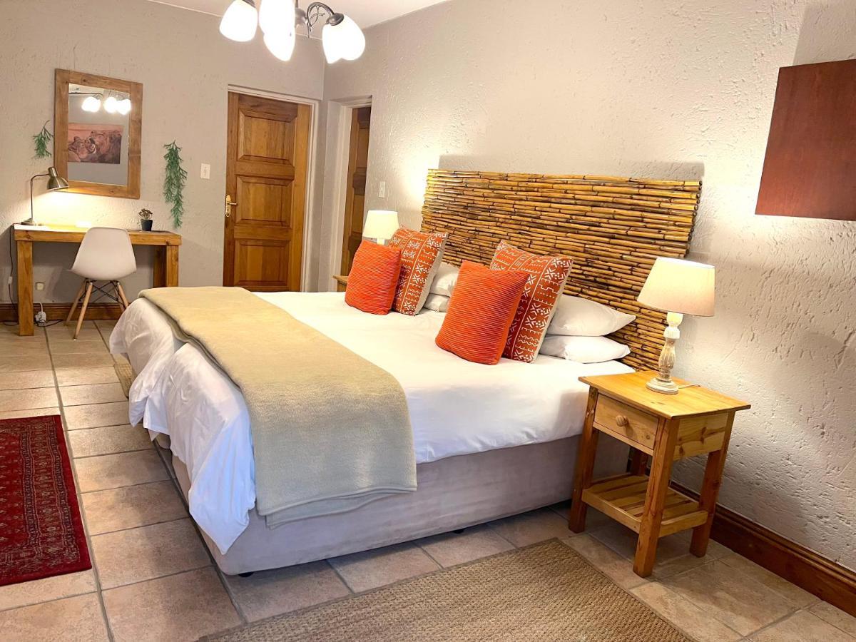 Safari Club Guest Lodge Or Tambo International Airport Kempton Park Luaran gambar